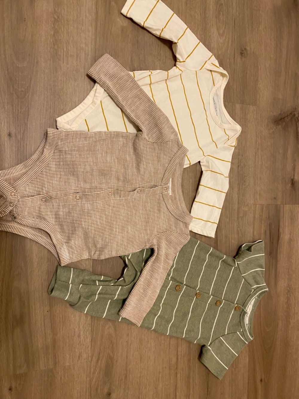 H&M Kids Three-Piece Bodysuit Set in Beige, Cream & Olive